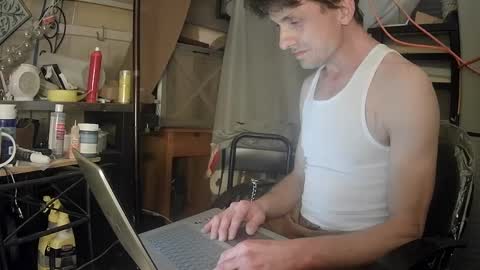 4u2keeplockedup stream preview