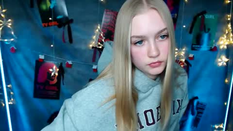 _mademoiselle_e stream preview