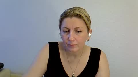 _mayya_ stream preview