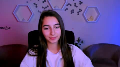 _mila_fire stream preview