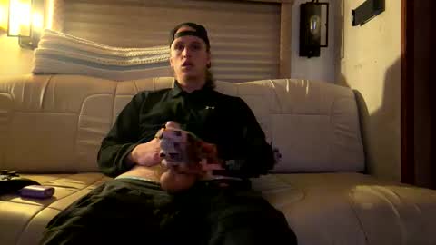 _yung_but_hung_2001 stream preview