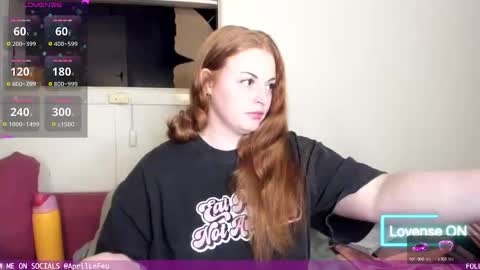 aaprill_ stream preview