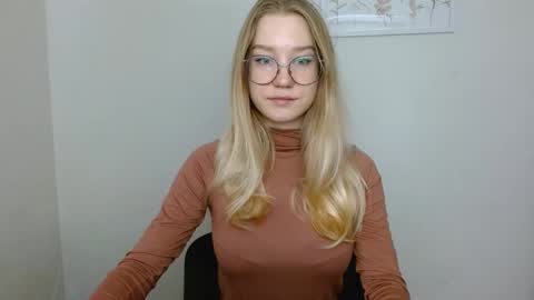 abbymoore__ stream preview