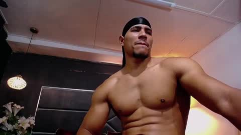 adam_fit19cm stream preview