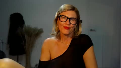 adelemilf40 stream preview