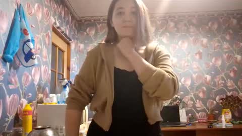 agneslouthen stream preview