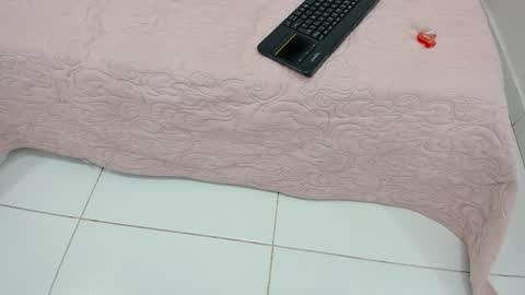 aisha_wells stream preview