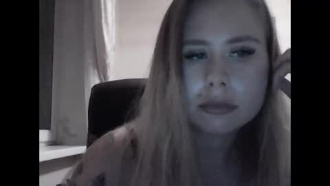alenagessi_ stream preview