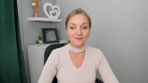 alicialux live stream