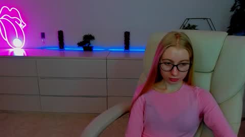 alina__blonde stream preview