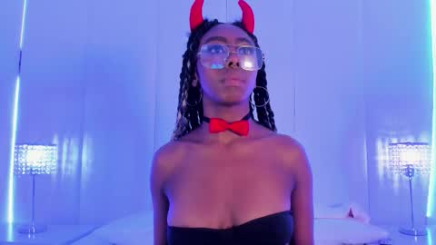 ameliabaker_ stream preview