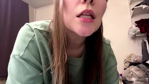 amora_rage stream preview