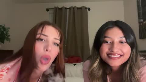 angelina_hall stream preview