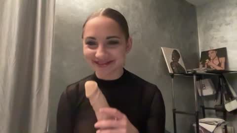 angelisa_fox stream preview