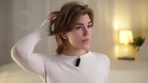 anishavivo stream preview