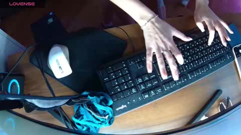 ann_woood stream preview