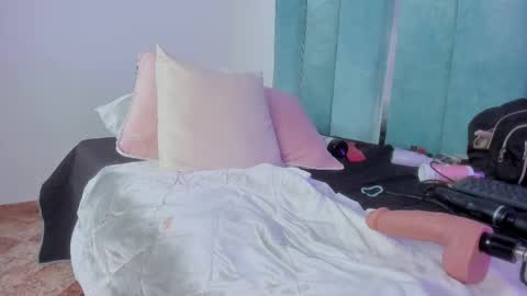 annita_01 stream preview