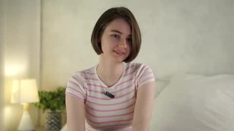 approche_toi_petite stream preview