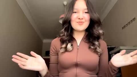 aracelypeaker stream preview