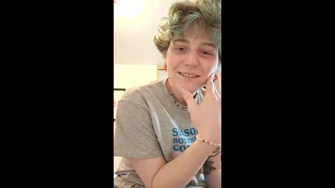 ariwants stream preview