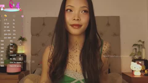 asian_girl_abroad live stream