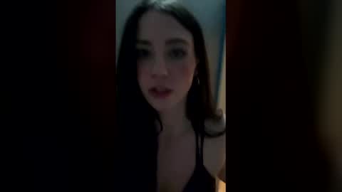 astridafterdark stream preview