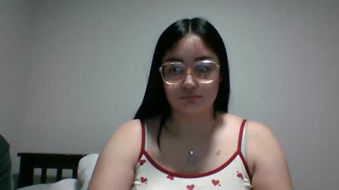 aura_mom stream preview