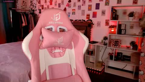 ayla_hill stream preview