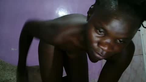 bella_sky_ stream preview