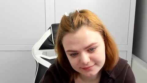 belle_lune_ stream preview