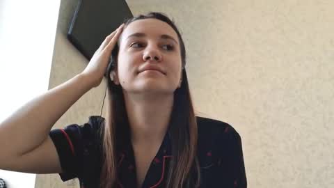 bernielongstreet stream preview