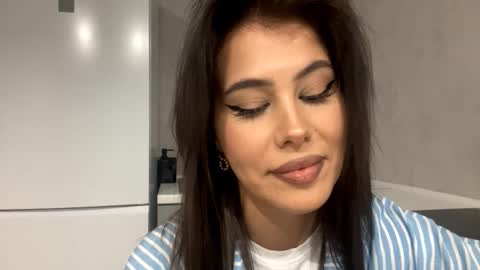 bethanndegrande stream preview