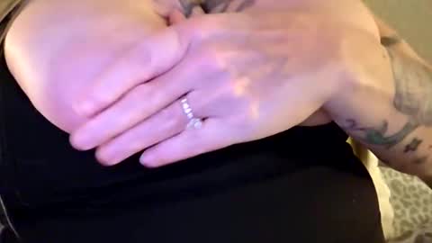 bigblueeyesmomma stream preview