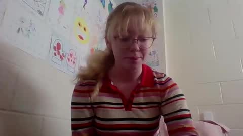 blonde_katie stream preview