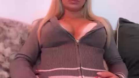 blondebunnybish stream preview