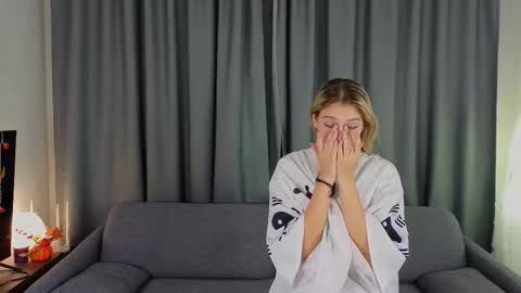 blushvenom stream preview