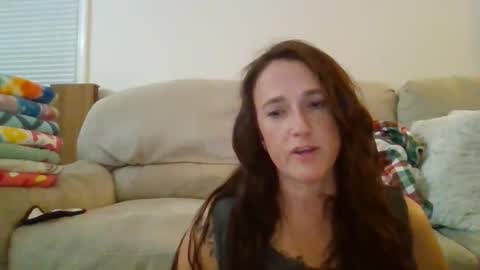 boredwethousewife stream preview