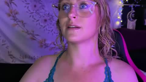 bossmomma stream preview