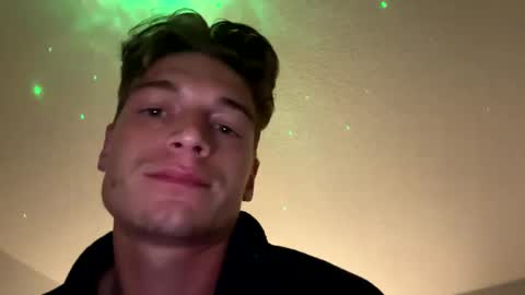 boynekstdoorr live stream