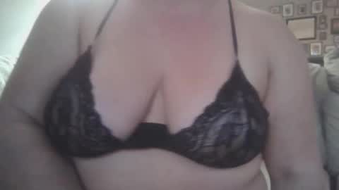 brookethicc stream preview