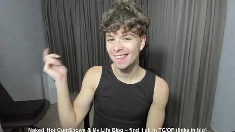 calvin_loves_you live stream