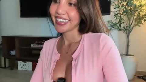 carmenthebrat stream preview