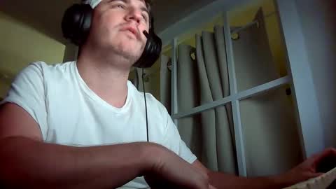 charmingman82 stream preview