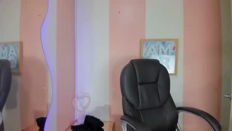 cherry_rouss stream preview