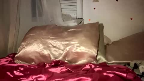 cherryhoneygirl stream preview