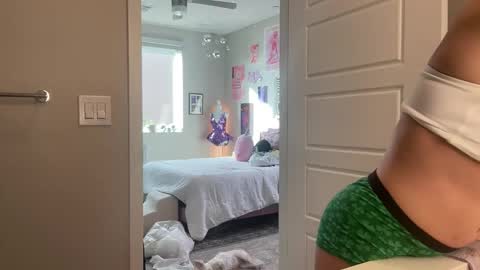 cherryyredd333 stream preview