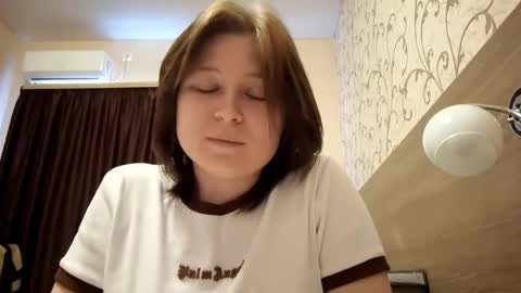 chrystaleberhart stream preview