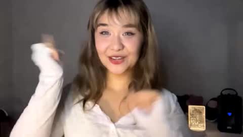 clary_cloud stream preview