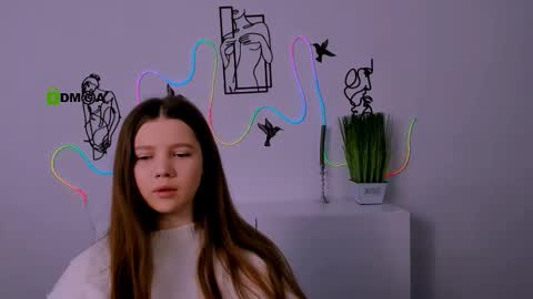 colla_white stream preview