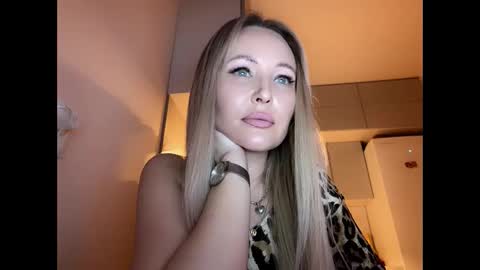 coravell live stream